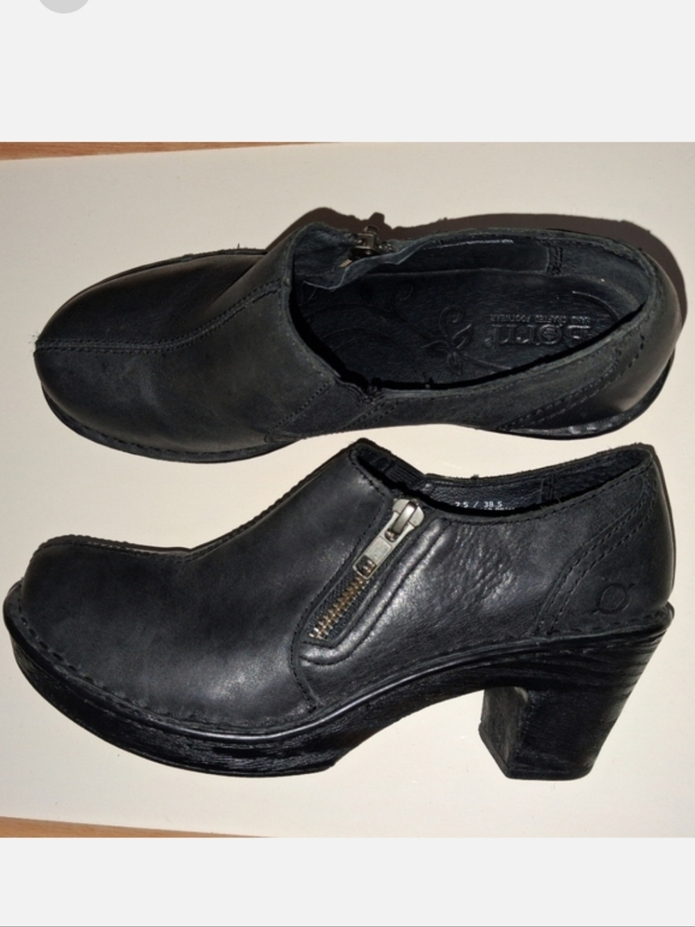 BORN Genuine SOFT Leather Clog Shoes - Black Slip On Side Zipper Womens Size 7.5